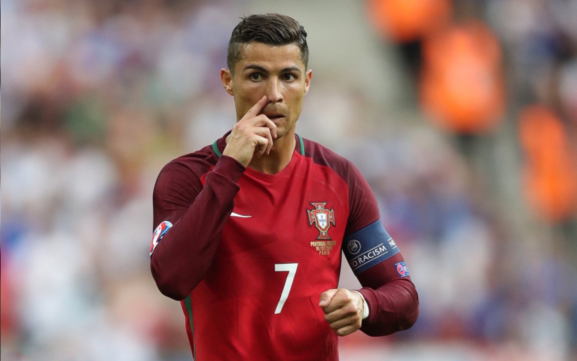 开云中国官网-世界杯精彩纷呈：每一秒都令人热血沸腾！，世界杯名场面  第2张